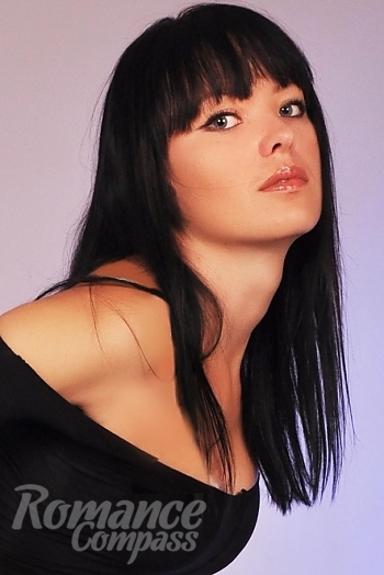 Ukrainian mail order bride Alla from Kruzhilovka with brunette hair and grey eye color - image 1