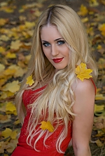 Ukrainian mail order bride Vitalia from Nikolaev with blonde hair and blue eye color - image 5