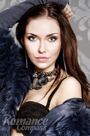 Ukrainian mail order bride Marina from Kiev with brunette hair and blue eye color - image 1