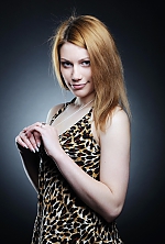 Ukrainian mail order bride Yulya from Nikolaev with red hair and green eye color - image 4