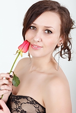 Ukrainian mail order bride Veronica from Gorlovka with brunette hair and hazel eye color - image 2