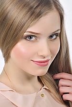 Ukrainian mail order bride Alina from Kiev with light brown hair and blue eye color - image 4