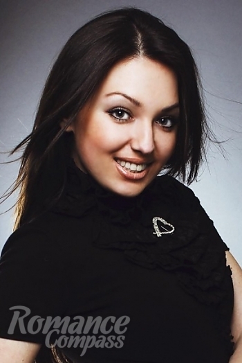 Ukrainian mail order bride Ekaterina from Nikolaev with brunette hair and hazel eye color - image 1