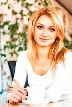 Ukrainian mail order bride Natalya from Nikolaev with blonde hair and green eye color - image 9