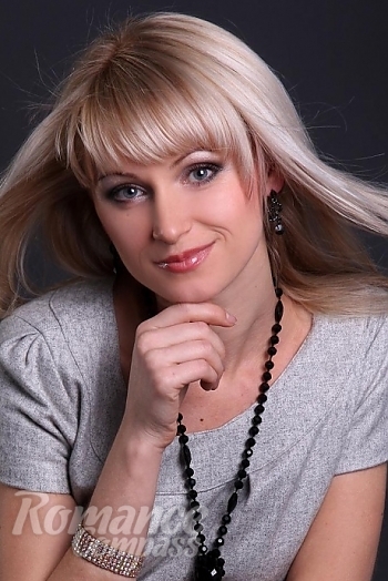 Ukrainian mail order bride Natalya from Nikolaev with blonde hair and green eye color - image 1