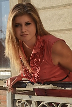 Ukrainian mail order bride Alina from Nikolaev with light brown hair and blue eye color - image 4