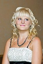 Ukrainian mail order bride Katerina from Kharkov with blonde hair and green eye color - image 4