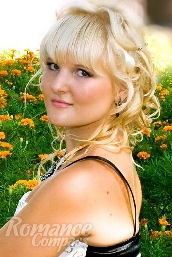 Ukrainian mail order bride Katerina from Kharkov with blonde hair and green eye color - image 1