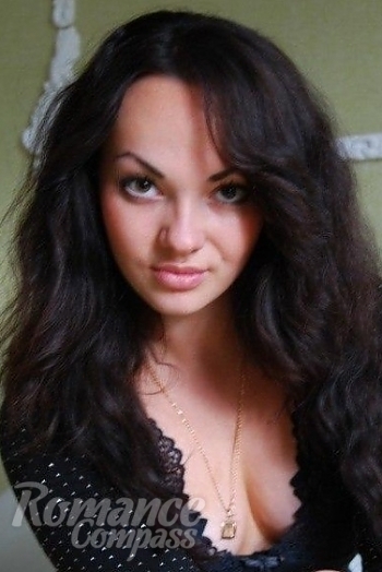 Ukrainian mail order bride Ilona from Nikolaev with brunette hair and brown eye color - image 1