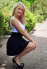 Ukrainian mail order bride Anna from Alchevsk with blonde hair and blue eye color - image 2