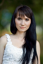 Ukrainian mail order bride Aliona from Nikolaev with black hair and hazel eye color - image 2