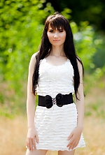 Ukrainian mail order bride Aliona from Nikolaev with black hair and hazel eye color - image 3