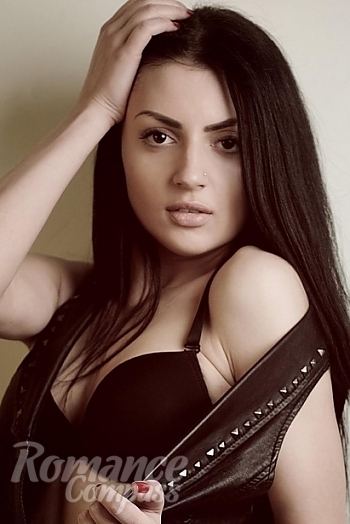 Ukrainian mail order bride Zorianna from Ternopil with black hair and brown eye color - image 1