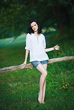 Ukrainian mail order bride Uliyana from Dnipro with black hair and green eye color - image 2