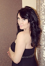 Ukrainian mail order bride Victoria from Novaya Kakhovka with brunette hair and green eye color - image 2