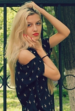 Ukrainian mail order bride Nino from Moskow with blonde hair and green eye color - image 3