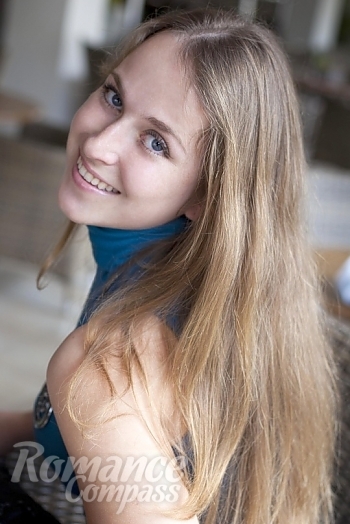 Ukrainian mail order bride Anna from Sevastopol with light brown hair and grey eye color - image 1