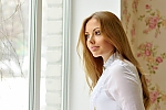 Ukrainian mail order bride Marianna from Kherson with light brown hair and brown eye color - image 5