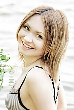 Ukrainian mail order bride Marina from Kherson with auburn hair and brown eye color - image 3