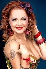 Ukrainian mail order bride Natalia from Odessa with auburn hair and green eye color - image 3