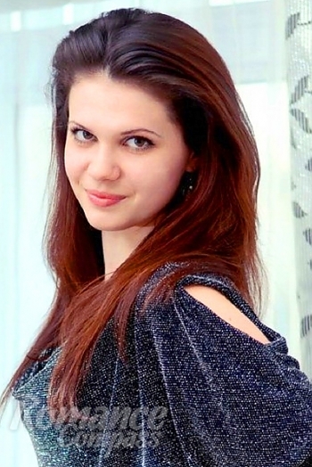 Ukrainian mail order bride Galina from Odessa with brunette hair and green eye color - image 1
