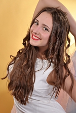 Ukrainian mail order bride Elena from Kiev with brunette hair and brown eye color - image 5