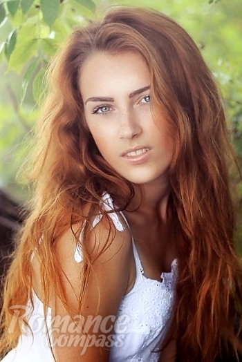 Ukrainian mail order bride Mariya from Kherson with blonde hair and blue eye color - image 1