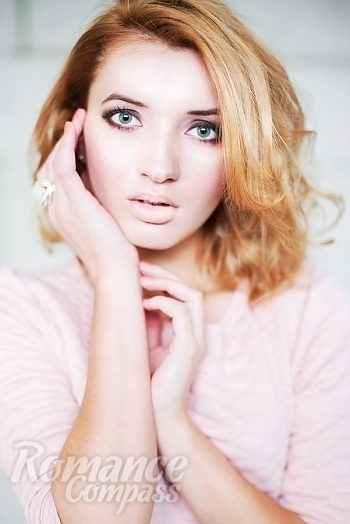 Ukrainian mail order bride Julia from Kursk with blonde hair and blue eye color - image 1