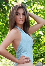Ukrainian mail order bride Elena from Nikolaev with light brown hair and brown eye color - image 3