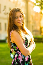 Ukrainian mail order bride Svetlana from Nikolaev with light brown hair and green eye color - image 3