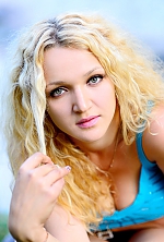Ukrainian mail order bride Roksolana from Cherkassy with blonde hair and green eye color - image 2