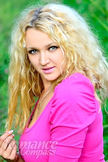 Ukrainian mail order bride Roksolana from Cherkassy with blonde hair and green eye color - image 1