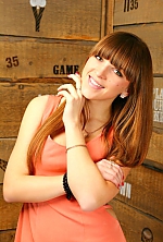 Ukrainian mail order bride Diana from Vinnitsa with light brown hair and green eye color - image 3