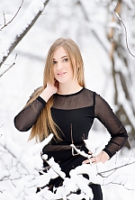 Ukrainian mail order bride Margarita from Lugansk with light brown hair and green eye color - image 8