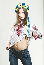 Ukrainian mail order bride Evgeniya from Uzhgorod with black hair and brown eye color - image 6