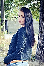 Ukrainian mail order bride Yulia from Kiev with brunette hair and grey eye color - image 2