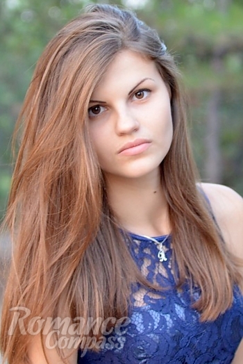Ukrainian mail order bride Tonya from Zaporozhye with light brown hair and brown eye color - image 1