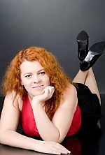 Ukrainian mail order bride Mahsa from Nikolaev with red hair and green eye color - image 5