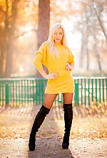 Ukrainian mail order bride Maria from Cherkassy with blonde hair and green eye color - image 5