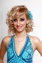 Ukrainian mail order bride Irina from Odessa with blonde hair and green eye color - image 5