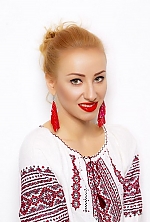 Ukrainian mail order bride Irina from Odessa with blonde hair and green eye color - image 6