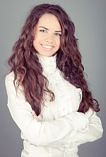 Ukrainian mail order bride Viktoriya from Uzhgorod with brunette hair and brown eye color - image 2