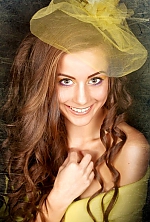 Ukrainian mail order bride Daria from Donetsk with light brown hair and green eye color - image 6