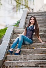 Ukrainian mail order bride Maria from Cherkassy with light brown hair and green eye color - image 2
