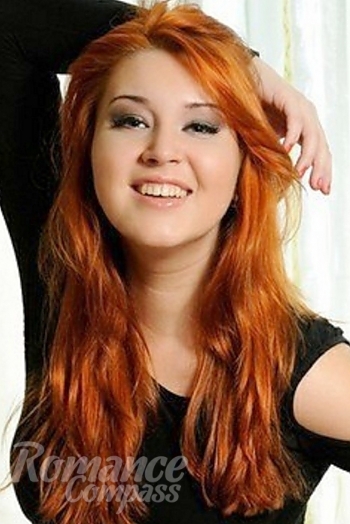 Ukrainian mail order bride Maria from Cherkassy with red hair and green eye color - image 1