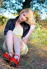 Ukrainian mail order bride Anastasia from Zaporozhye with blonde hair and grey eye color - image 4