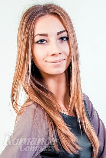 Ukrainian mail order bride Anastasiya from Karpaty with light brown hair and green eye color - image 1