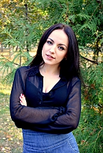 Ukrainian mail order bride Tatiana from Kharkiv with brunette hair and grey eye color - image 2