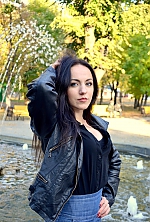 Ukrainian mail order bride Tatiana from Kharkiv with brunette hair and grey eye color - image 4