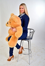 Ukrainian mail order bride Anastasiya from Kiev with blonde hair and blue eye color - image 2